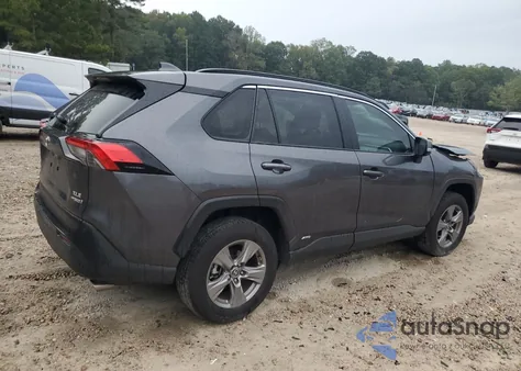 2022 Toyota Rav4 Xle из США, поврежденный, VIN 4T3RWRFV2NU081616